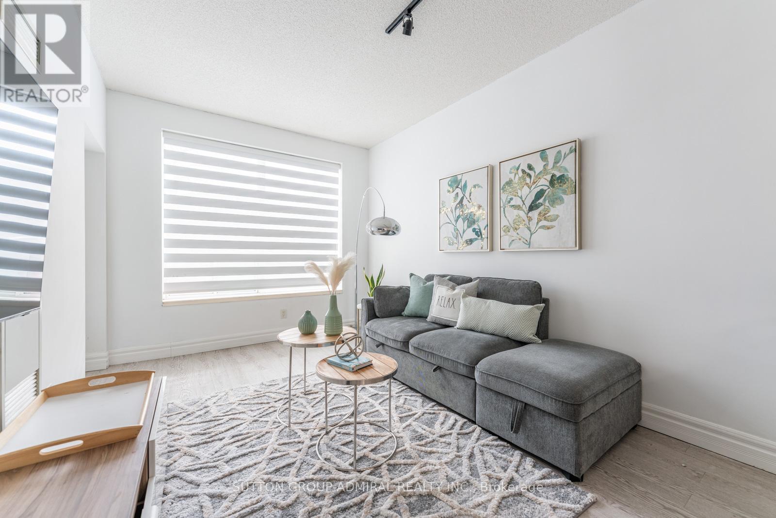 Photo 9 of 116 48 Suncrest Boulevard, Markham ON
