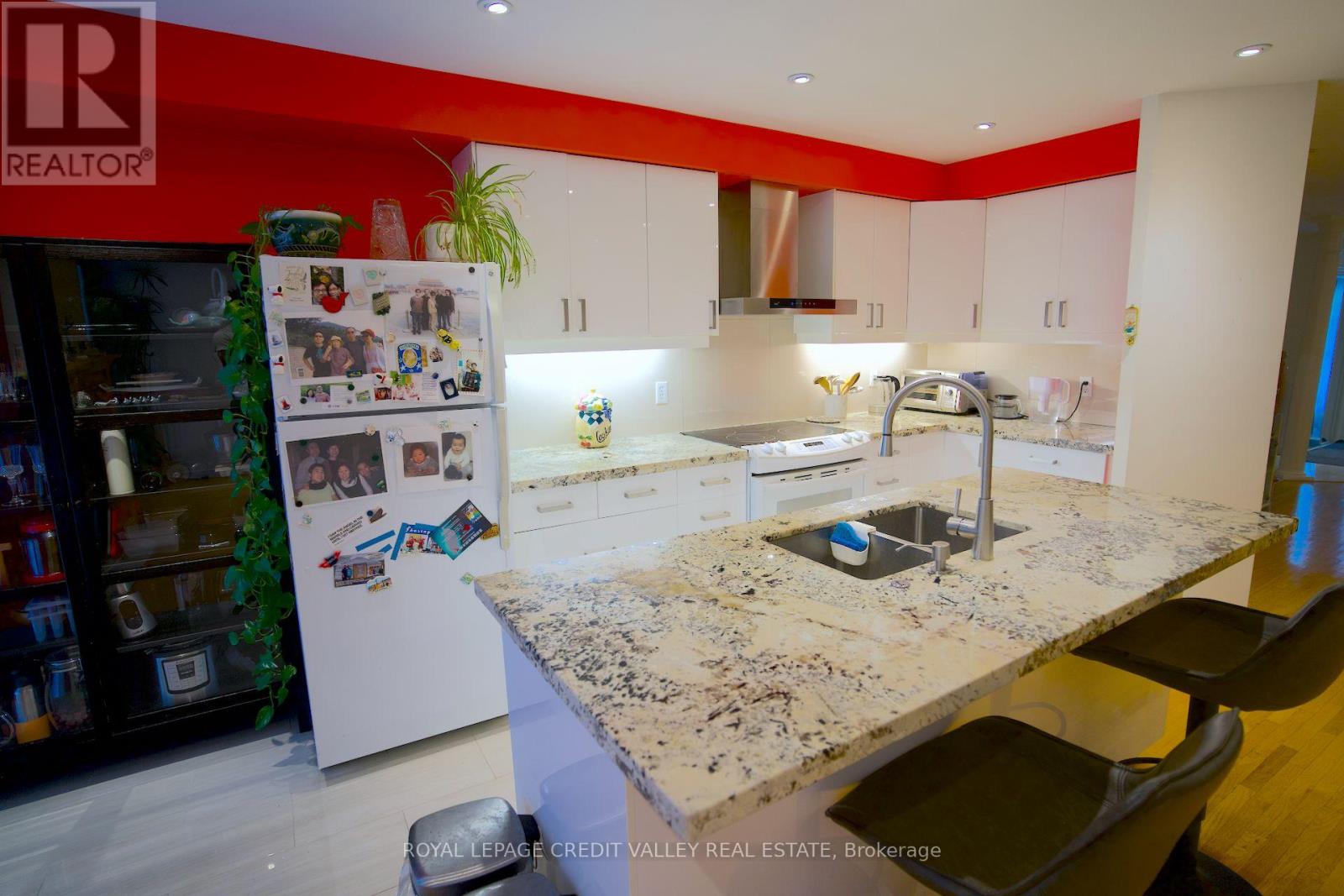 Photo 12 of 464 Dalmuir Mews, Mississauga ON