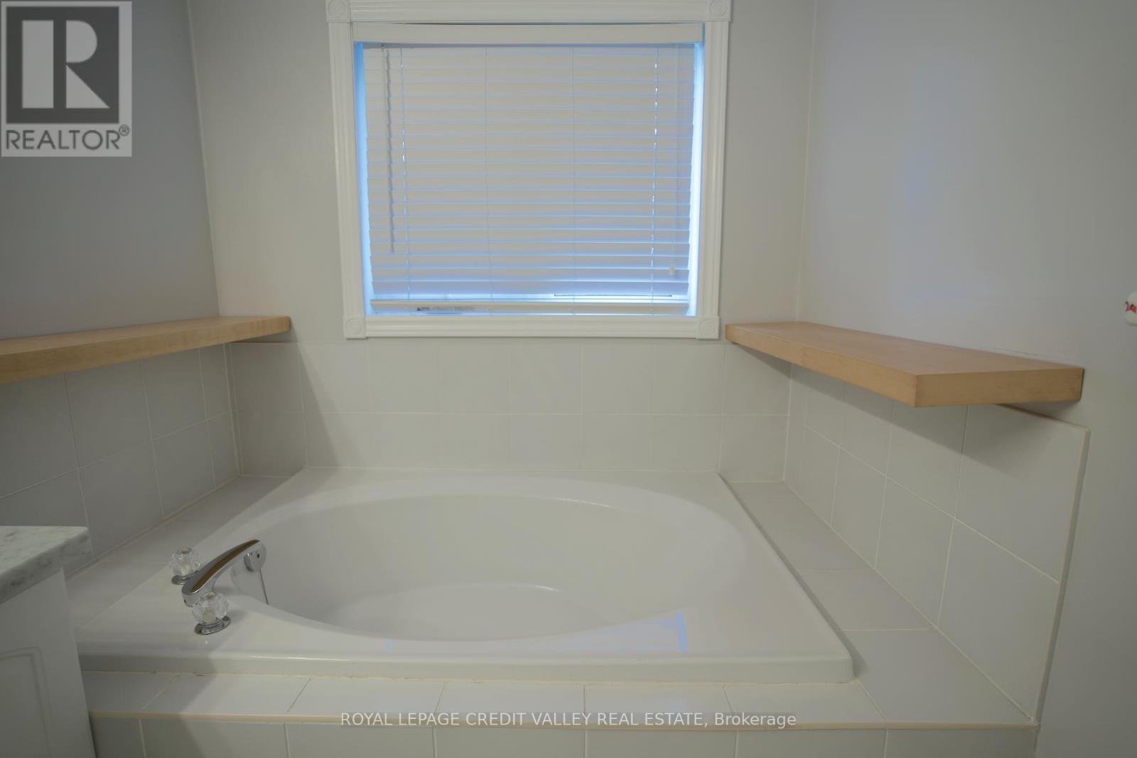 Photo 21 of 464 Dalmuir Mews, Mississauga ON