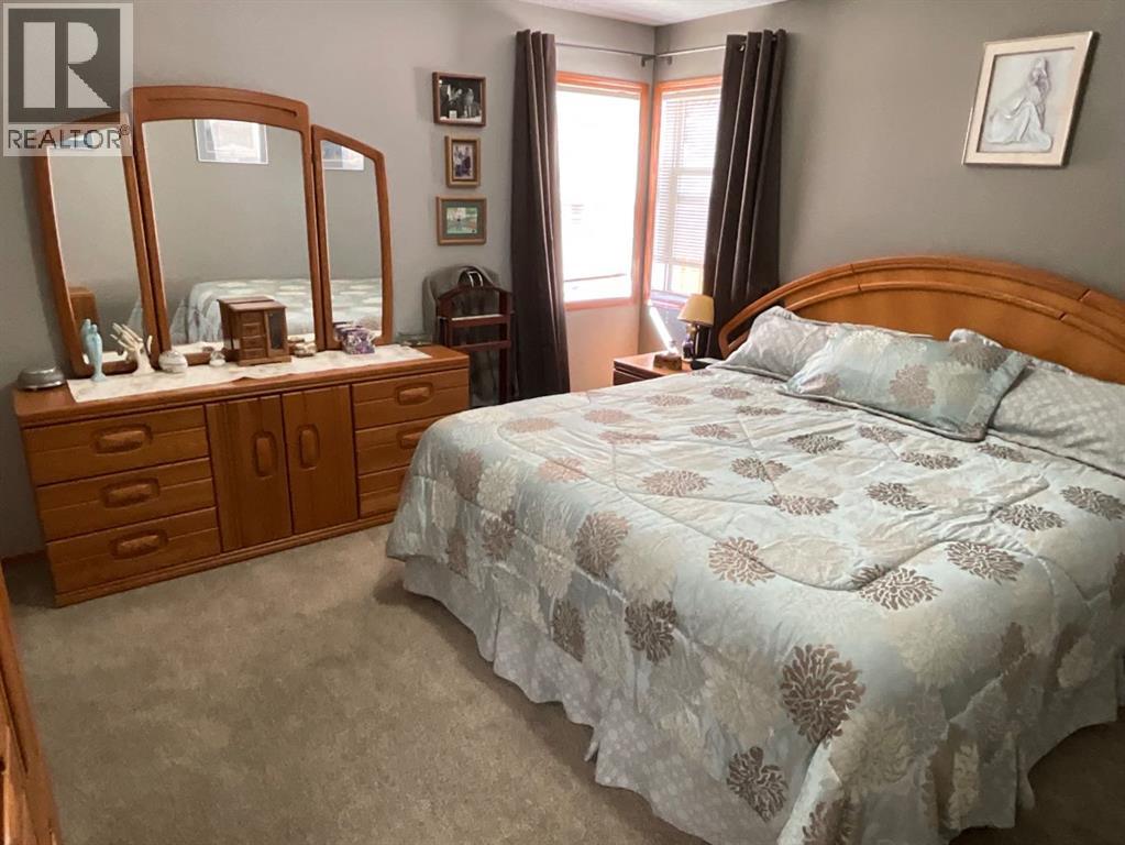 Photo 12 of 7564 59 Avenue, Red Deer AB