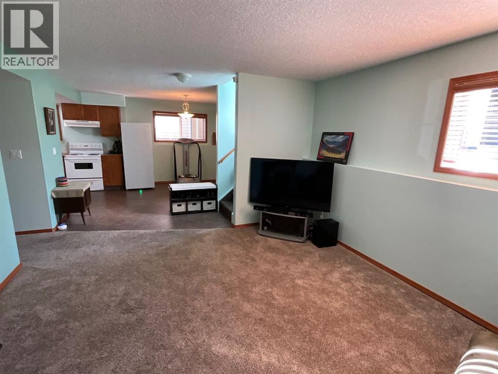 Photo 20 of 7564 59 Avenue, Red Deer AB