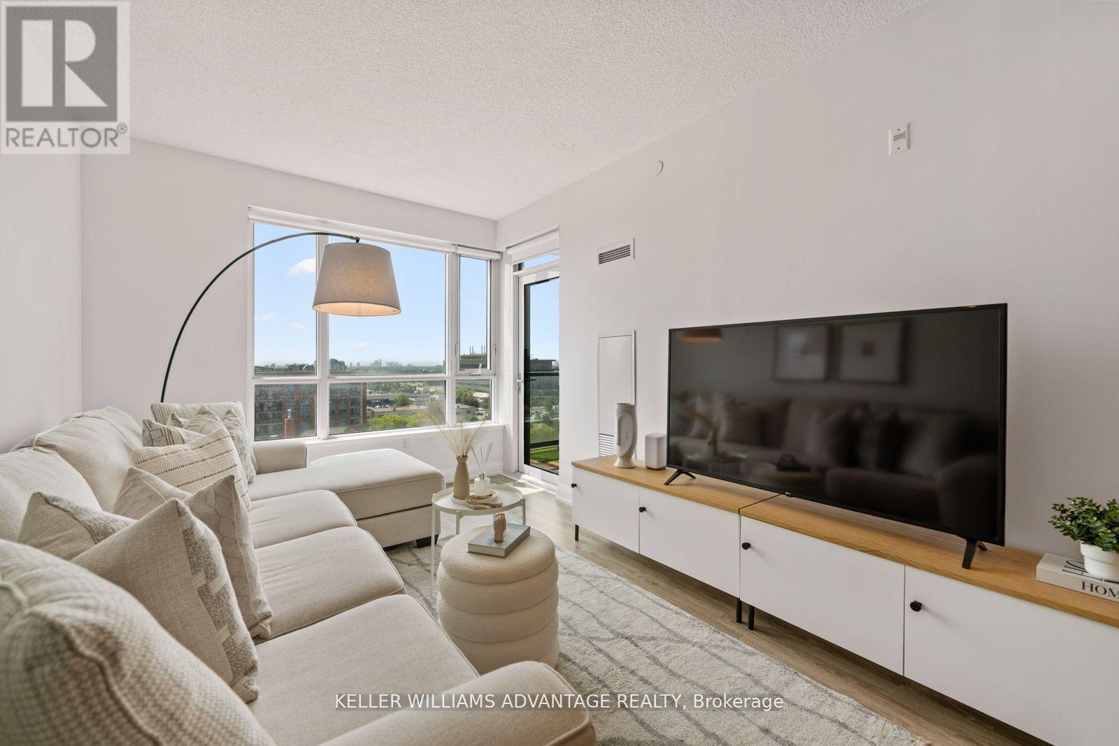 Photo 1 of 813 2800 Keele Street, Toronto ON