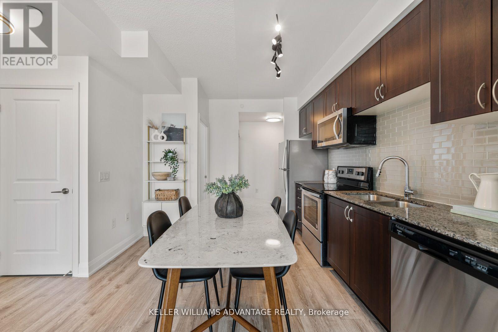 Photo 5 of 813 2800 Keele Street, Toronto ON