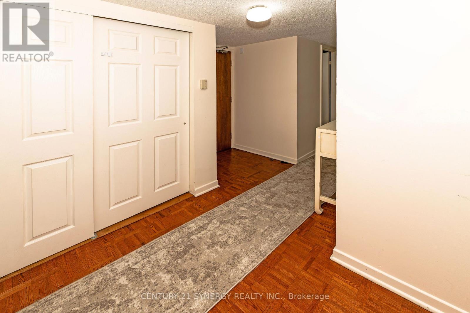 Photo 13 of 403 20 The Driveway Drive, Ottawa ON