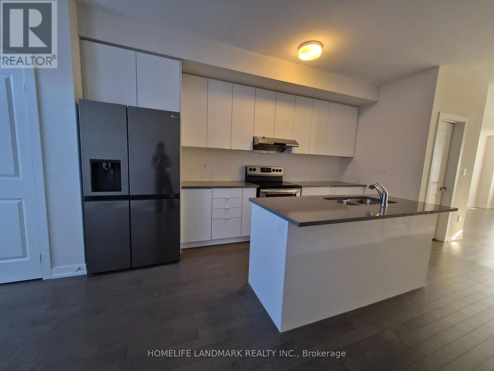 Photo 4 of 227 Webb Street, Markham ON