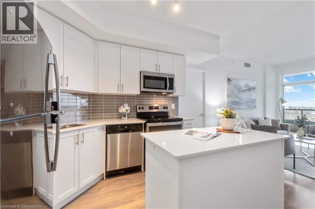 Photo 12 of 550 North Service Road Unit 807, Grimsby ON