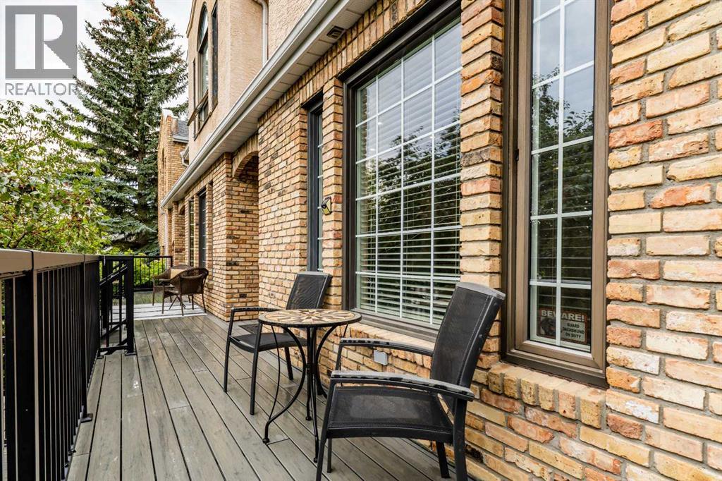 Photo 4 of 2632 19 Avenue Sw, Calgary AB