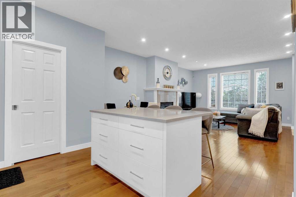 Photo 18 of 2632 19 Avenue Sw, Calgary AB
