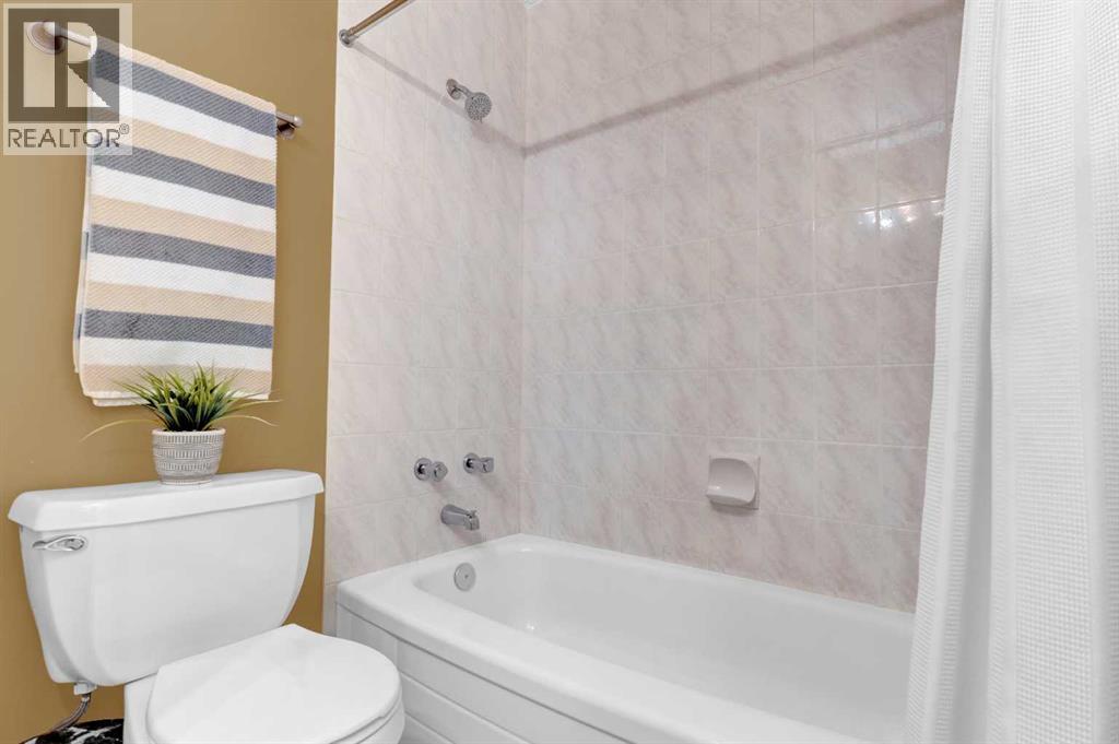 Photo 34 of 2632 19 Avenue Sw, Calgary AB