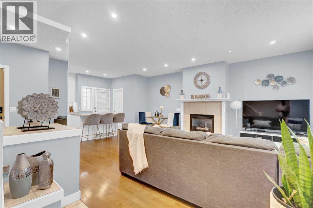 Photo 9 of 2632 19 Avenue Sw, Calgary AB
