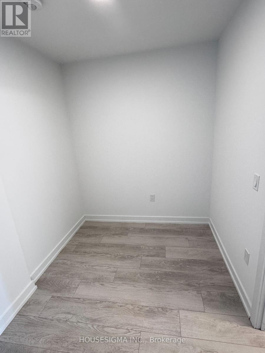 Photo 9 of 203 801 The Queensway, Toronto ON