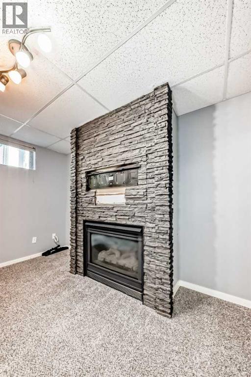 Photo 35 of 42 Denmark Crescent, Red Deer AB