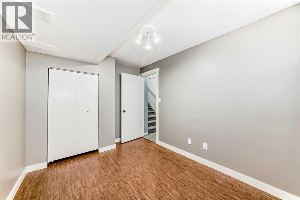 Photo 40 of 42 Denmark Crescent, Red Deer AB