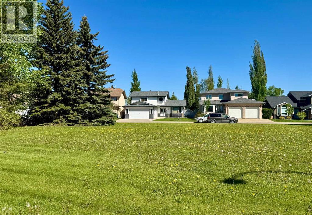 Photo 45 of 42 Denmark Crescent, Red Deer AB