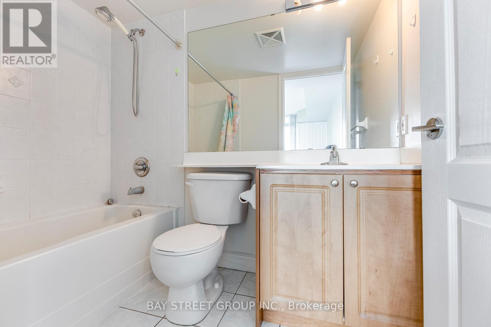 Photo 18 of 1001 60 Brian Harrison Way, Toronto ON