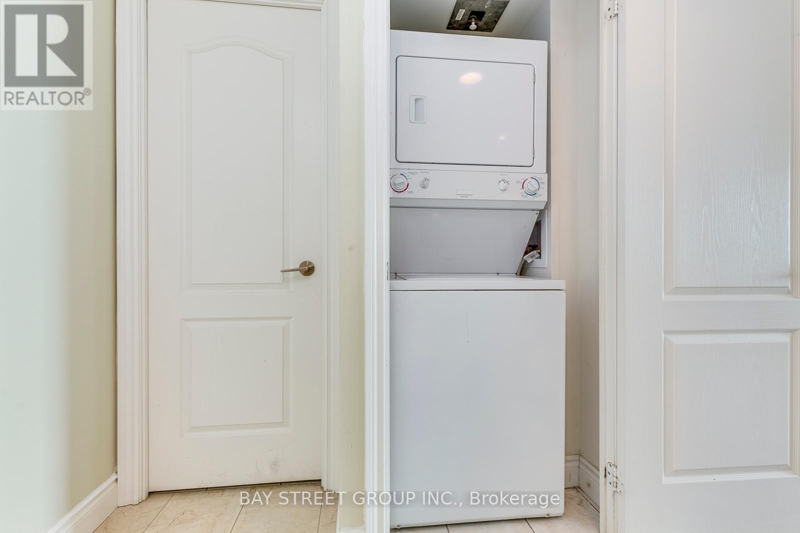 Photo 21 of 1001 60 Brian Harrison Way, Toronto ON