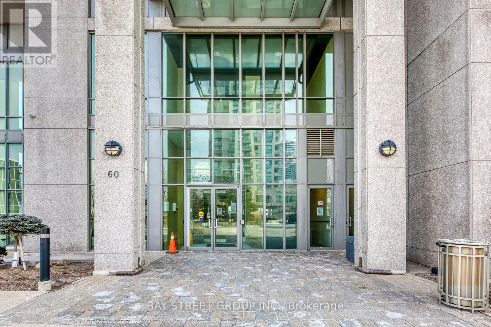 Photo 3 of 1001 60 Brian Harrison Way, Toronto ON