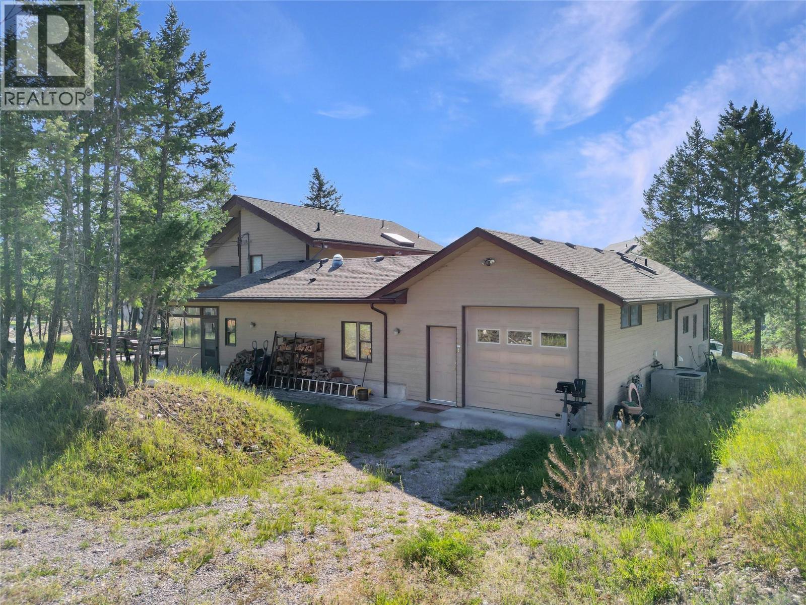 Photo 11 of 7560 Jackson Avenue, Radium Hot Springs BC