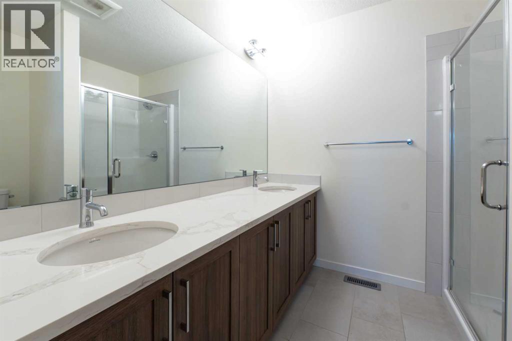 Photo 9 of 763 South Point Heath Sw, Airdrie AB