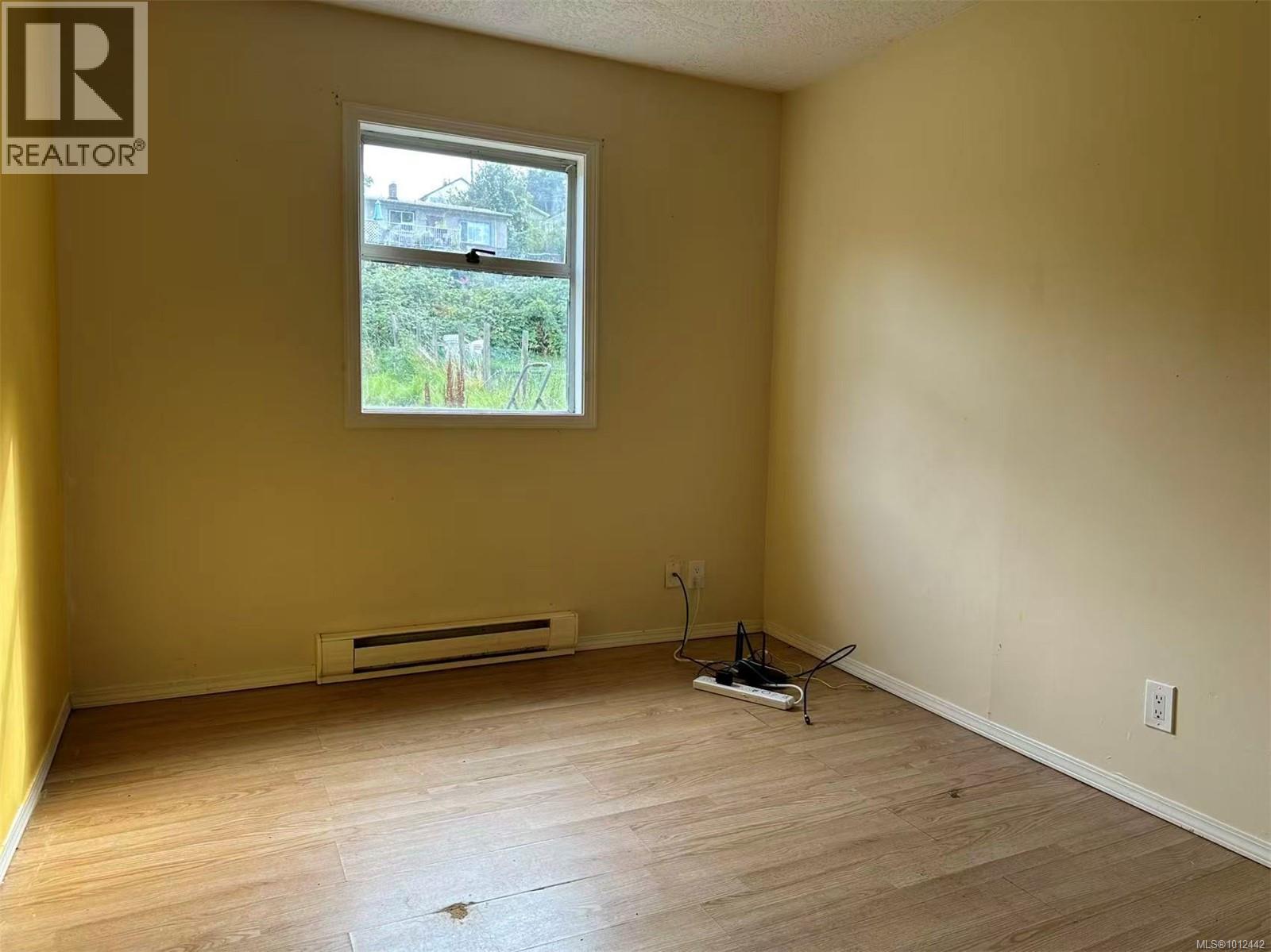 Photo 18 of 341 Poplar St, Nanaimo BC