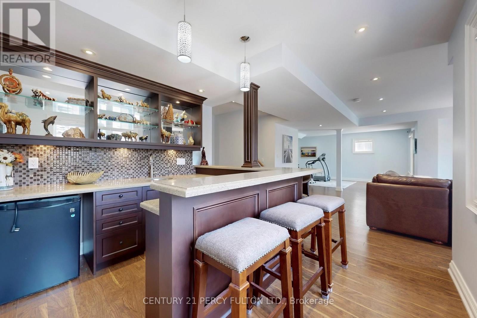 Photo 25 of 19 Sir Giancarlo Court, Vaughan ON