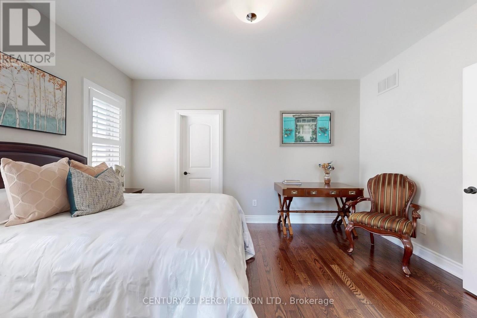 Photo 22 of 19 Sir Giancarlo Court, Vaughan ON