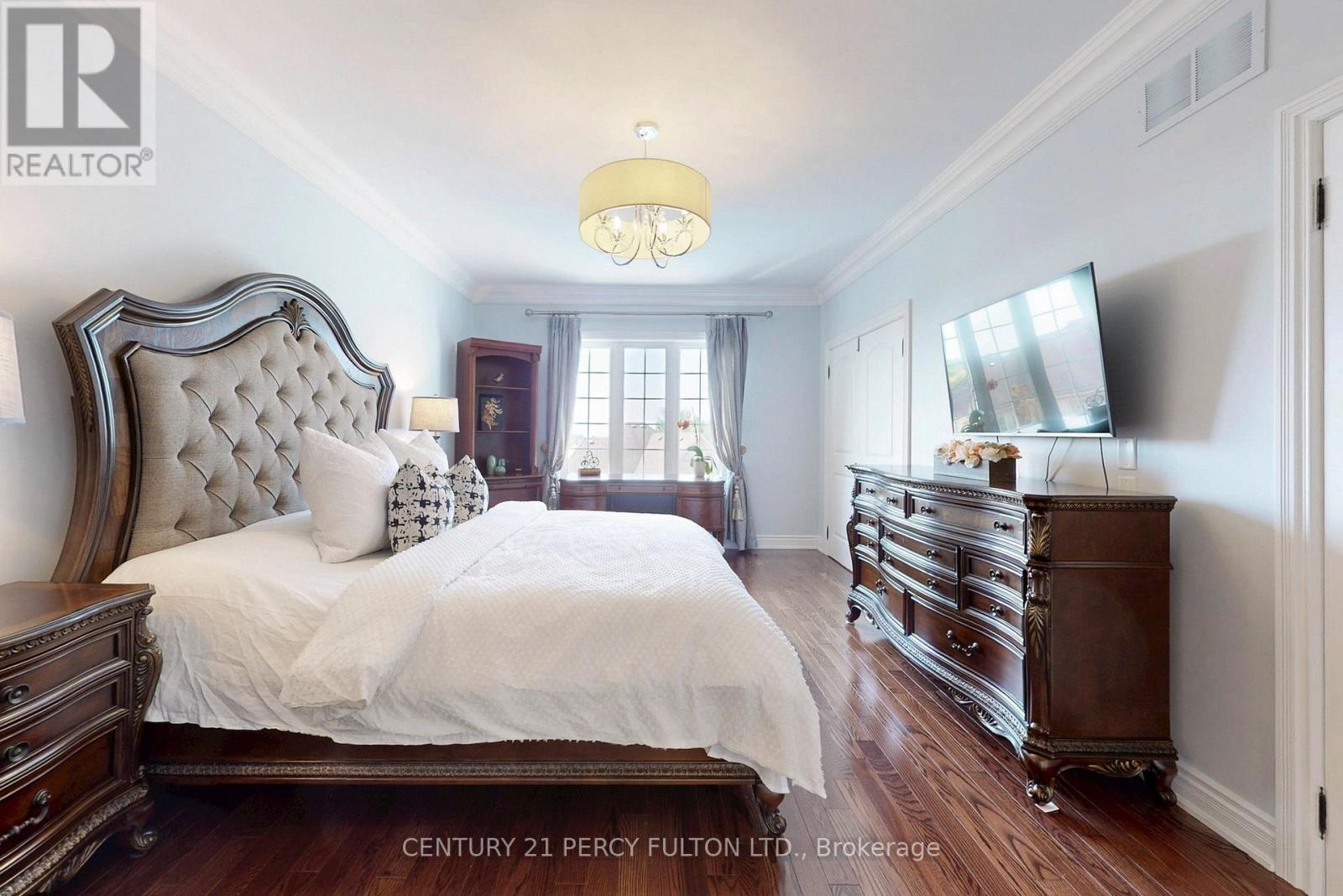 Photo 18 of 19 Sir Giancarlo Court, Vaughan ON