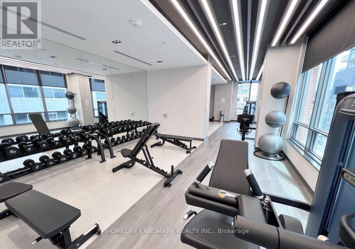 Photo 13 of 1318 108 Peter Street, Toronto ON