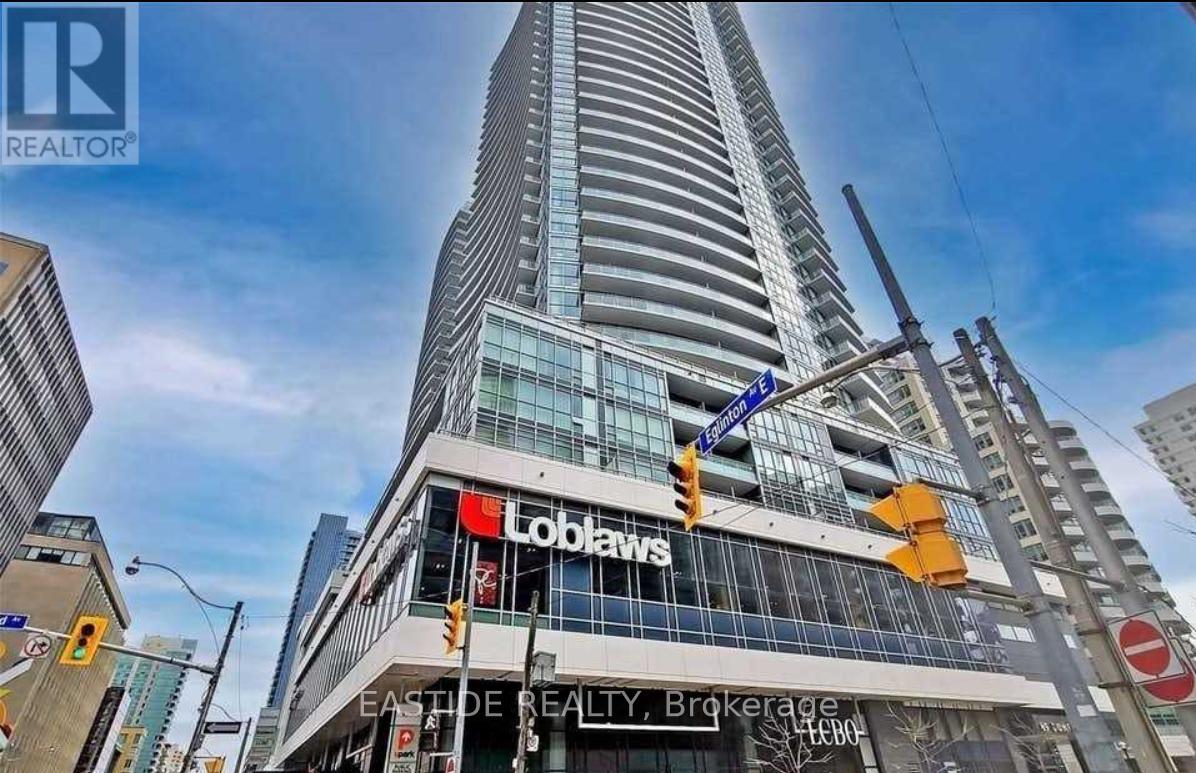 Photo 1 of 2411 98 Lillian Street, Toronto ON