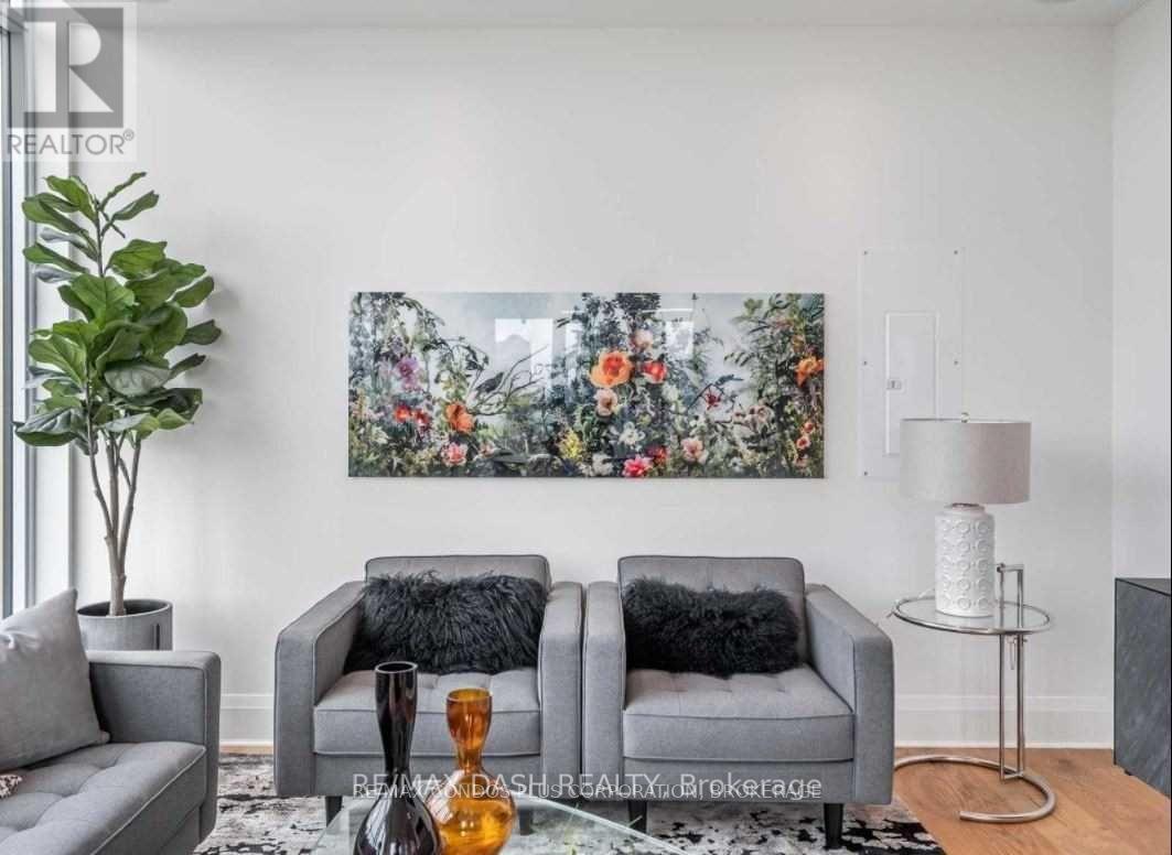 Photo 25 of 806 151 Avenue Road, Toronto ON