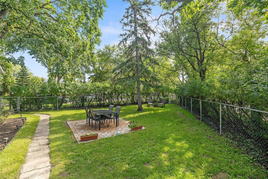 Photo 21 of 711 Rosedale Avenue, Winnipeg MB