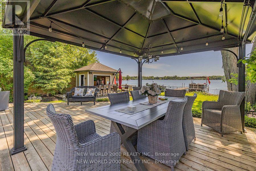 Photo 22 of 245 Lakeland Crescent, Richmond Hill ON