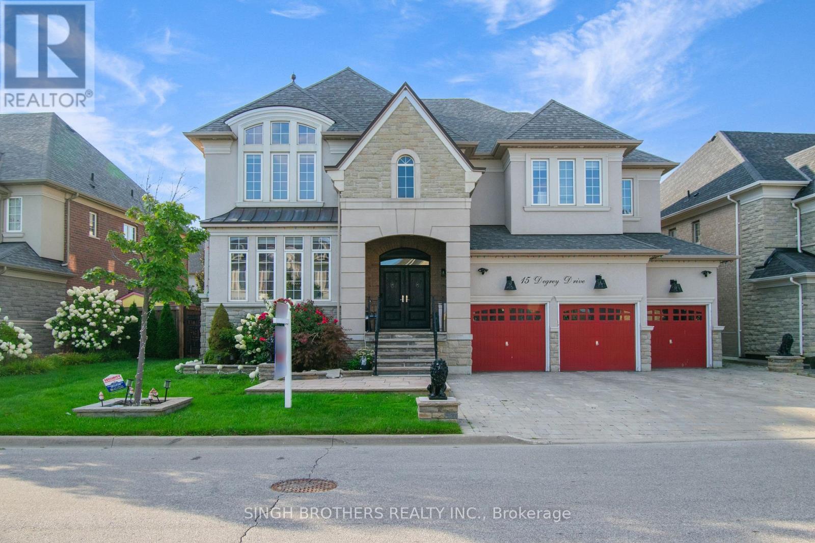 Photo 1 of 15 Degrey Drive, Brampton ON