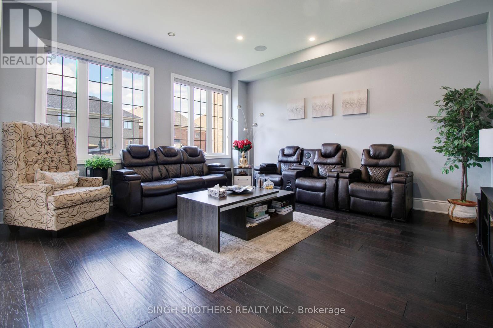 Photo 20 of 15 Degrey Drive, Brampton ON