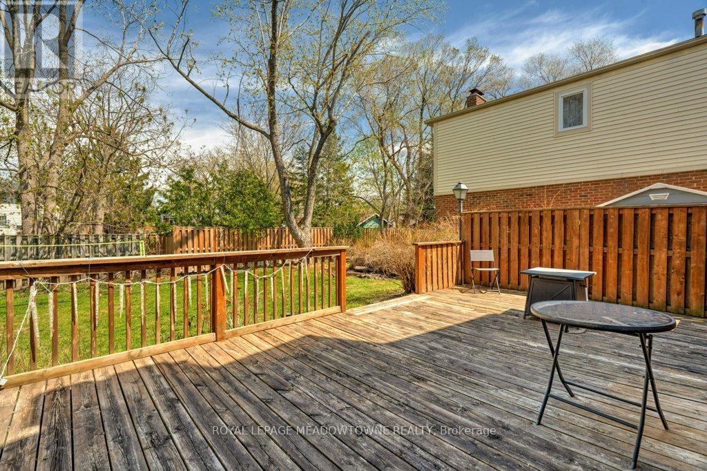 Photo 28 of 10 336 Queen Street S, Mississauga ON
