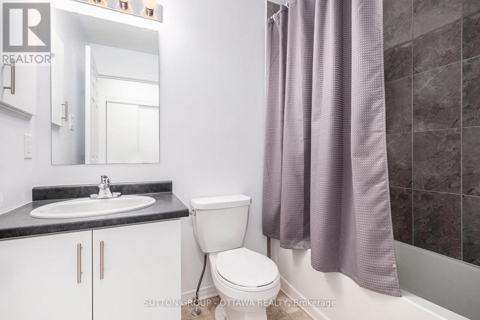 Photo 16 of 100 Camden Private, Ottawa ON