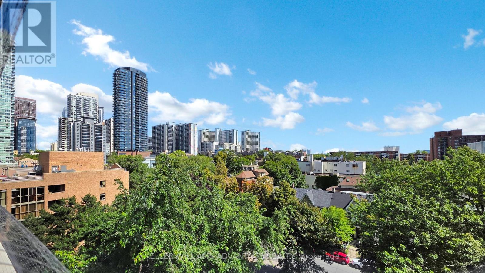 Photo 18 of 810 40 Homewood Avenue, Toronto ON