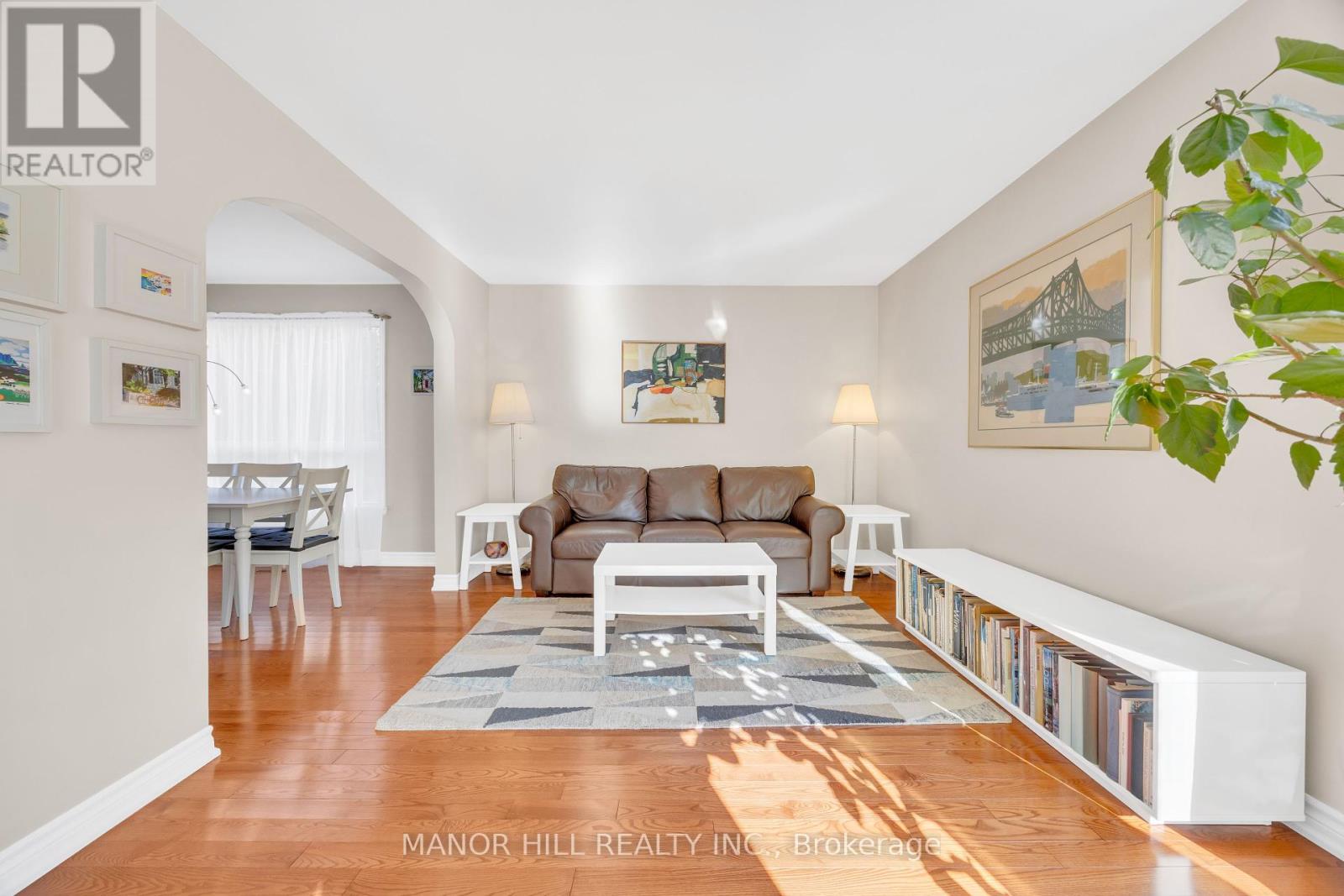 Photo 16 of 72 Lacewood Crescent, Brampton ON