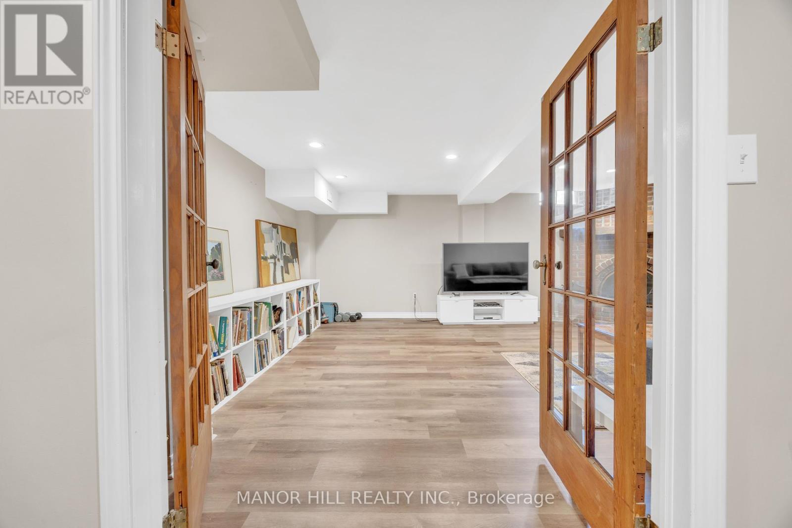 Photo 28 of 72 Lacewood Crescent, Brampton ON