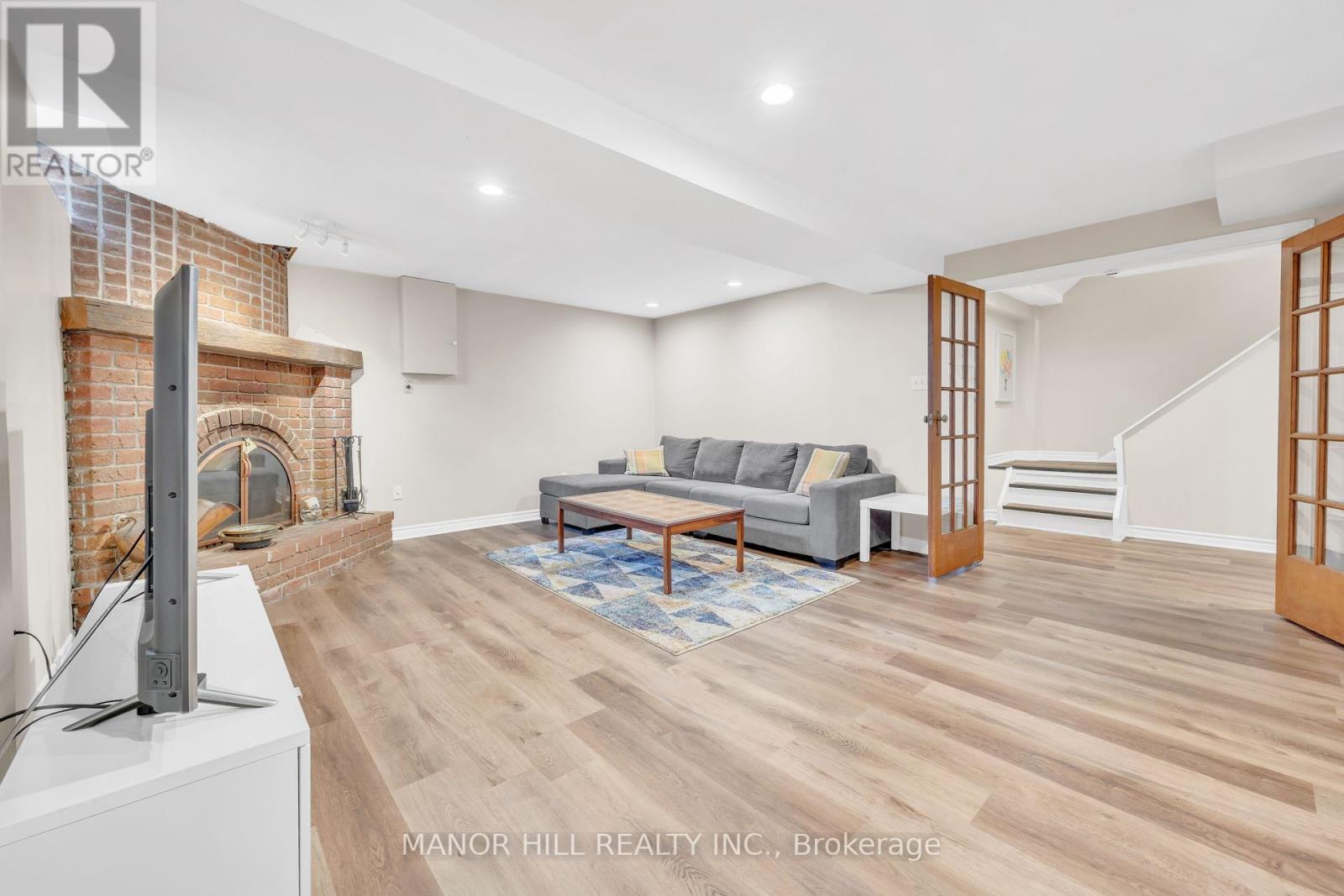 Photo 30 of 72 Lacewood Crescent, Brampton ON
