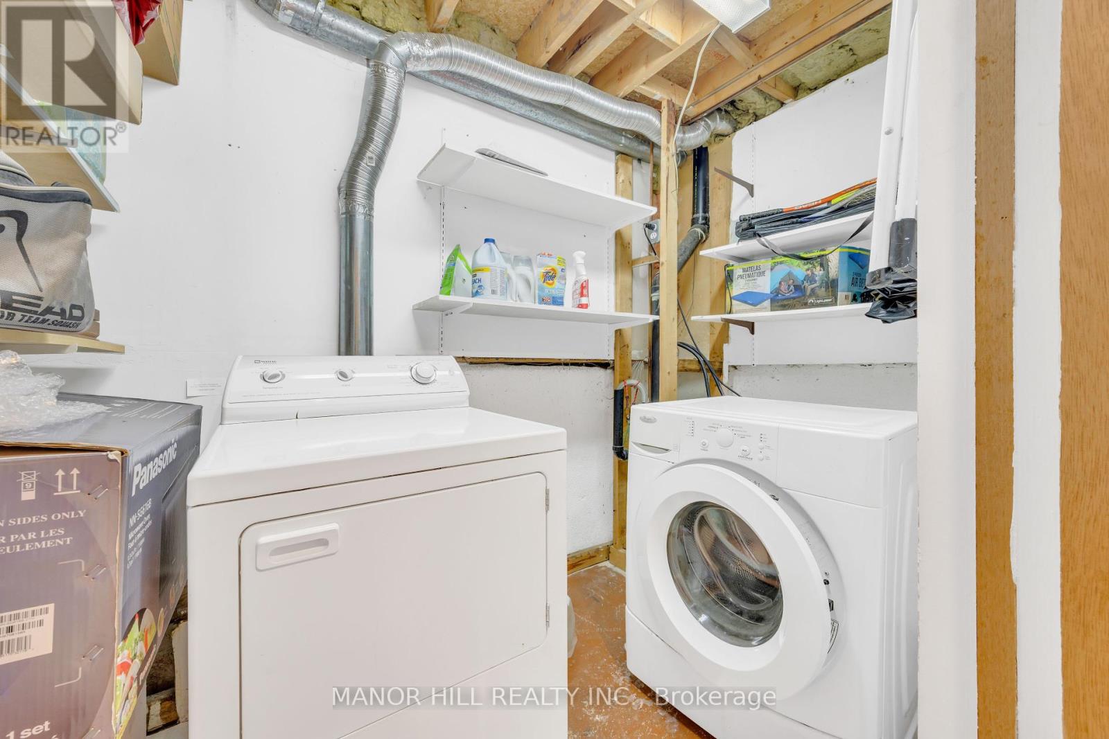 Photo 32 of 72 Lacewood Crescent, Brampton ON