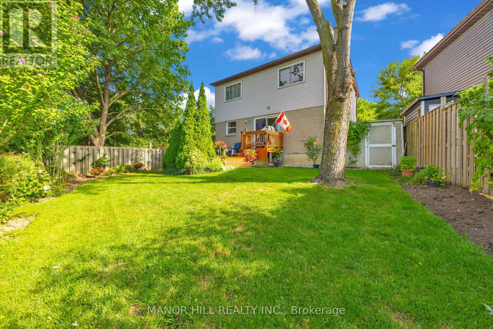 Photo 33 of 72 Lacewood Crescent, Brampton ON