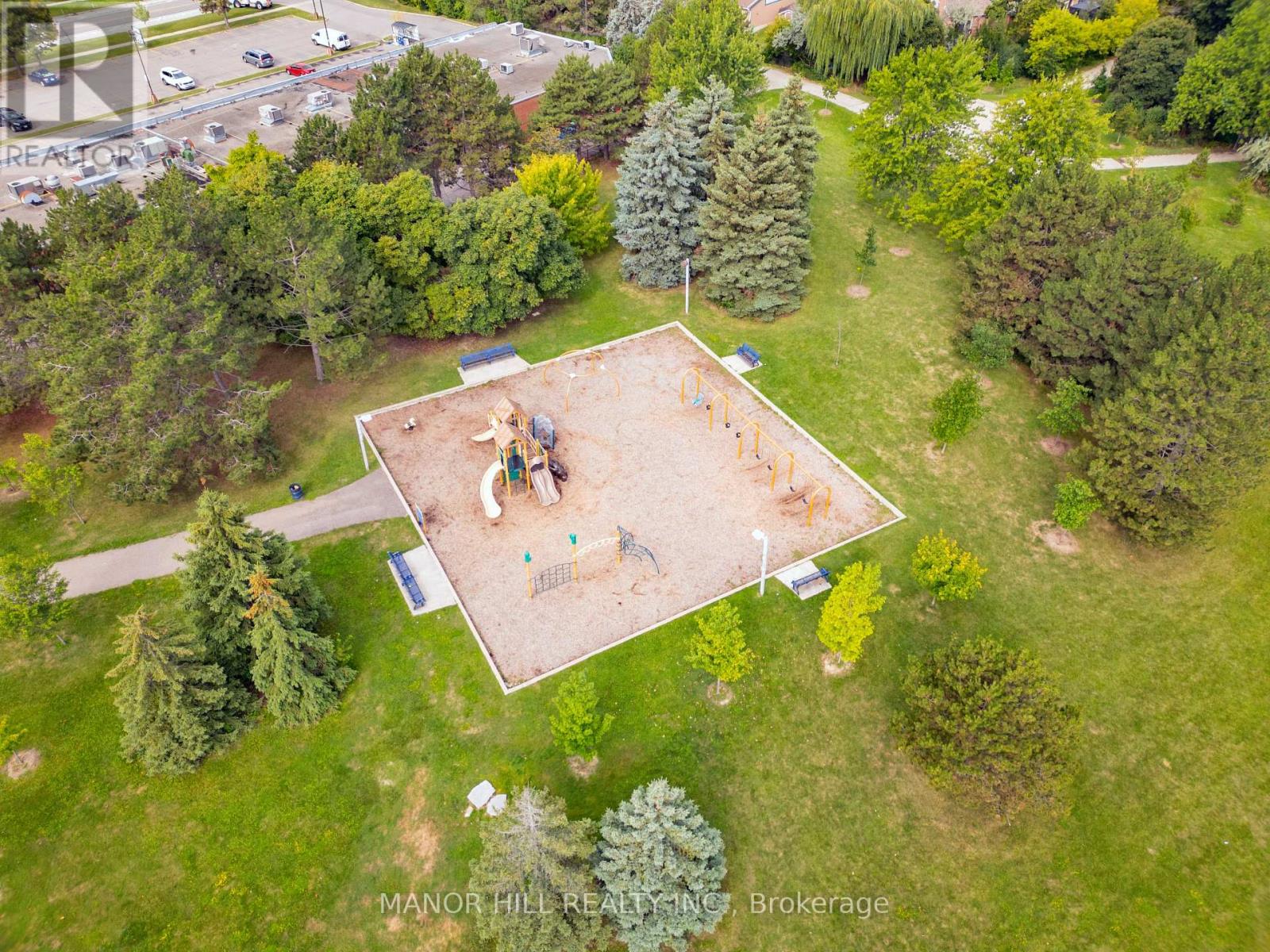 Photo 40 of 72 Lacewood Crescent, Brampton ON