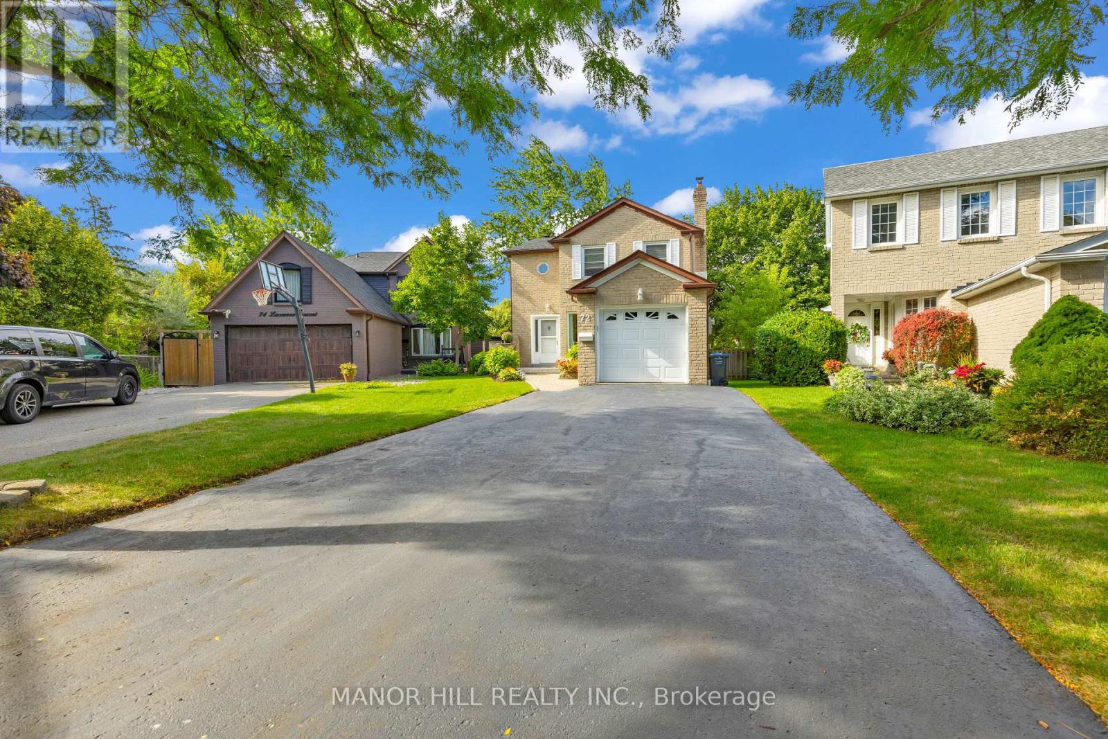Photo 5 of 72 Lacewood Crescent, Brampton ON
