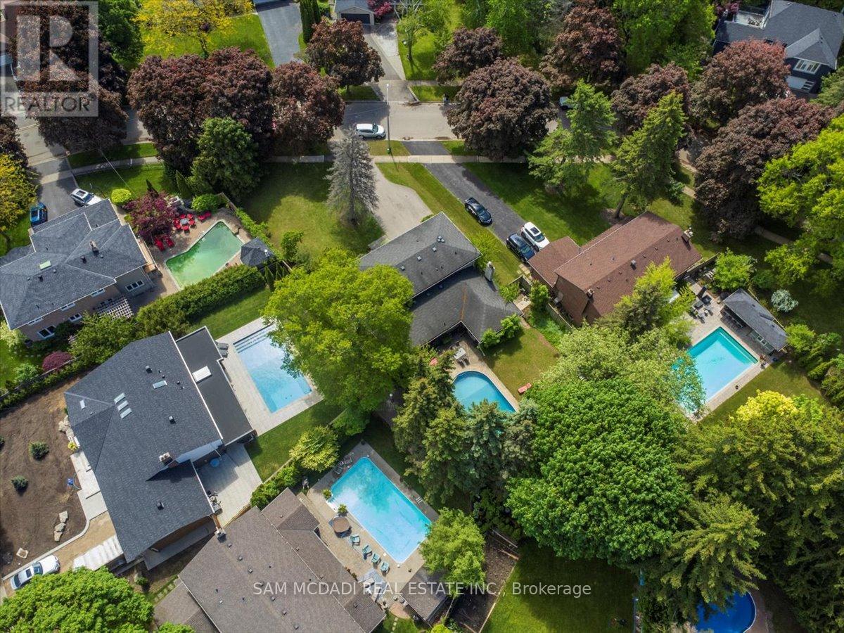 Photo 29 of 1571 Yew Street, Mississauga ON