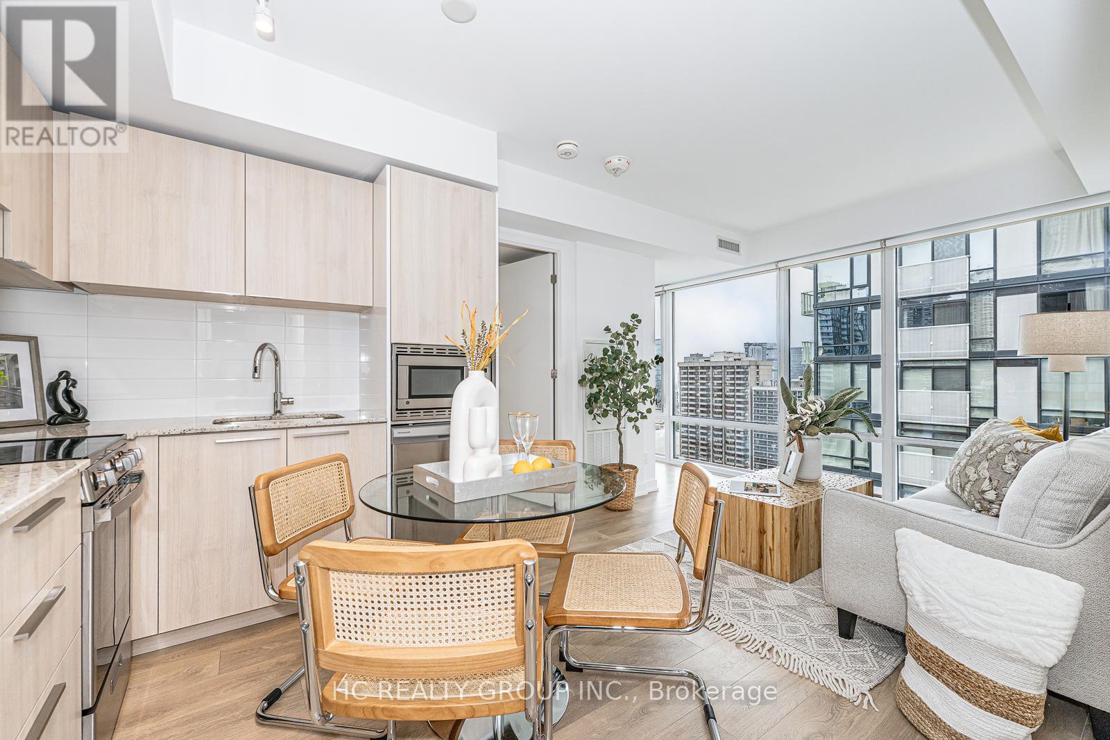 Photo 10 of 2403 18 Maitland Terrace, Toronto ON