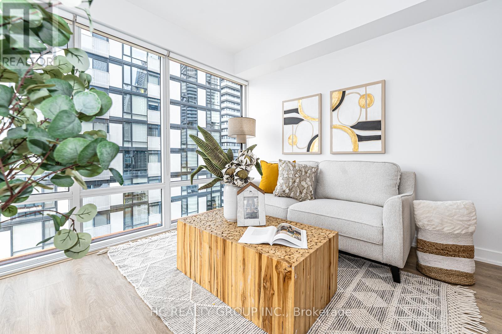 Photo 11 of 2403 18 Maitland Terrace, Toronto ON