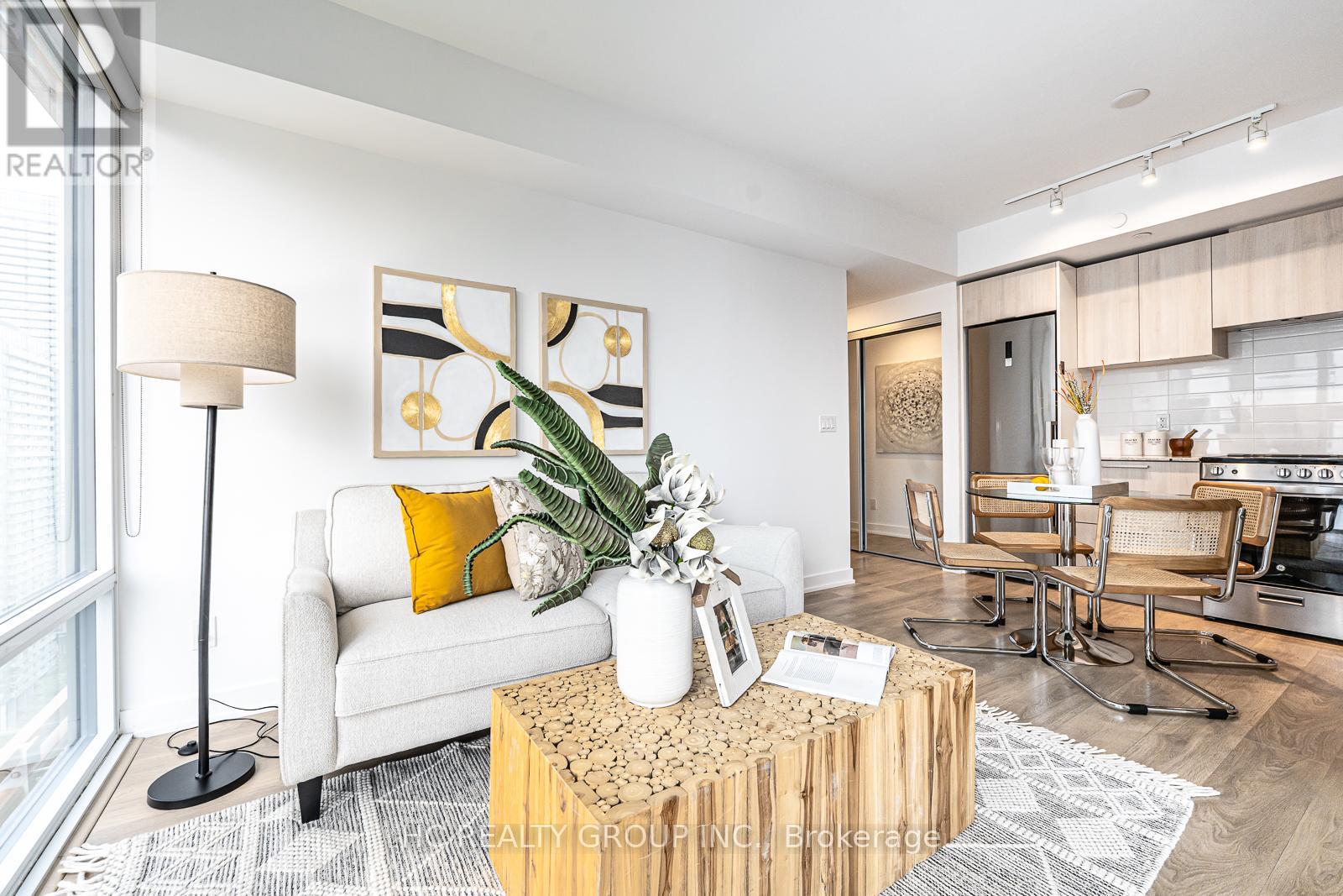 Photo 12 of 2403 18 Maitland Terrace, Toronto ON