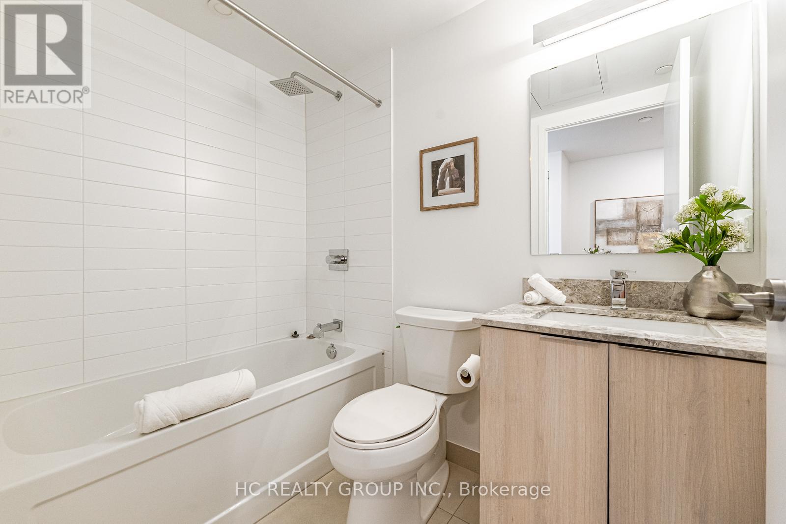 Photo 19 of 2403 18 Maitland Terrace, Toronto ON