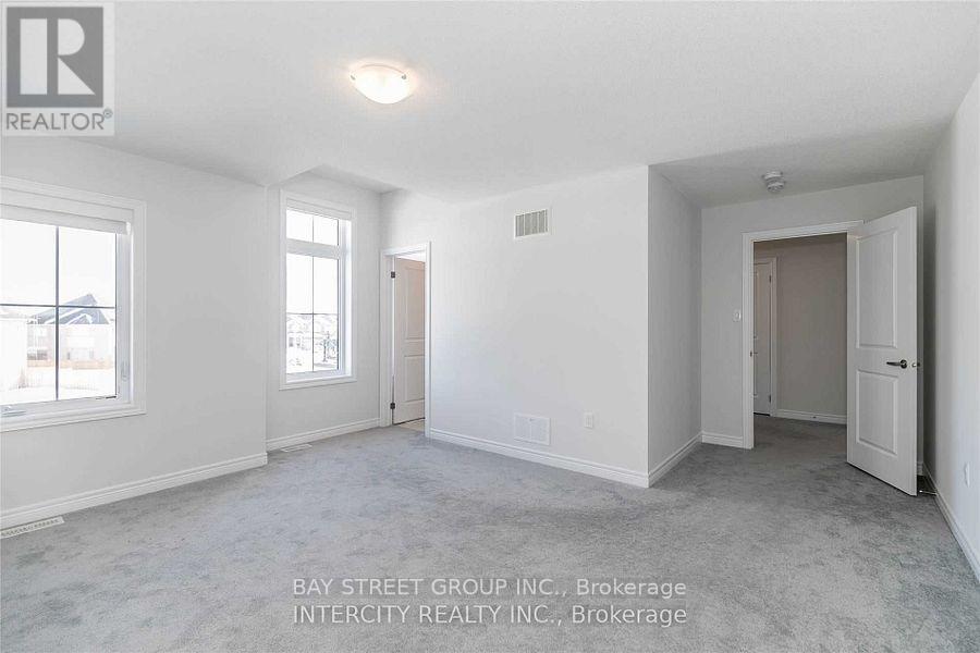 Photo 5 of 1809 Emberton Way, Innisfil ON